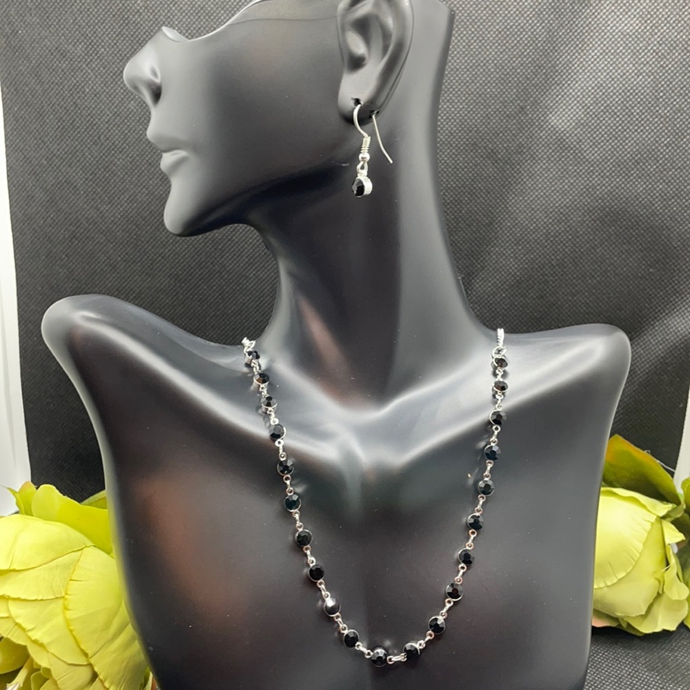 Black dazzle diamond necklace with post earrings